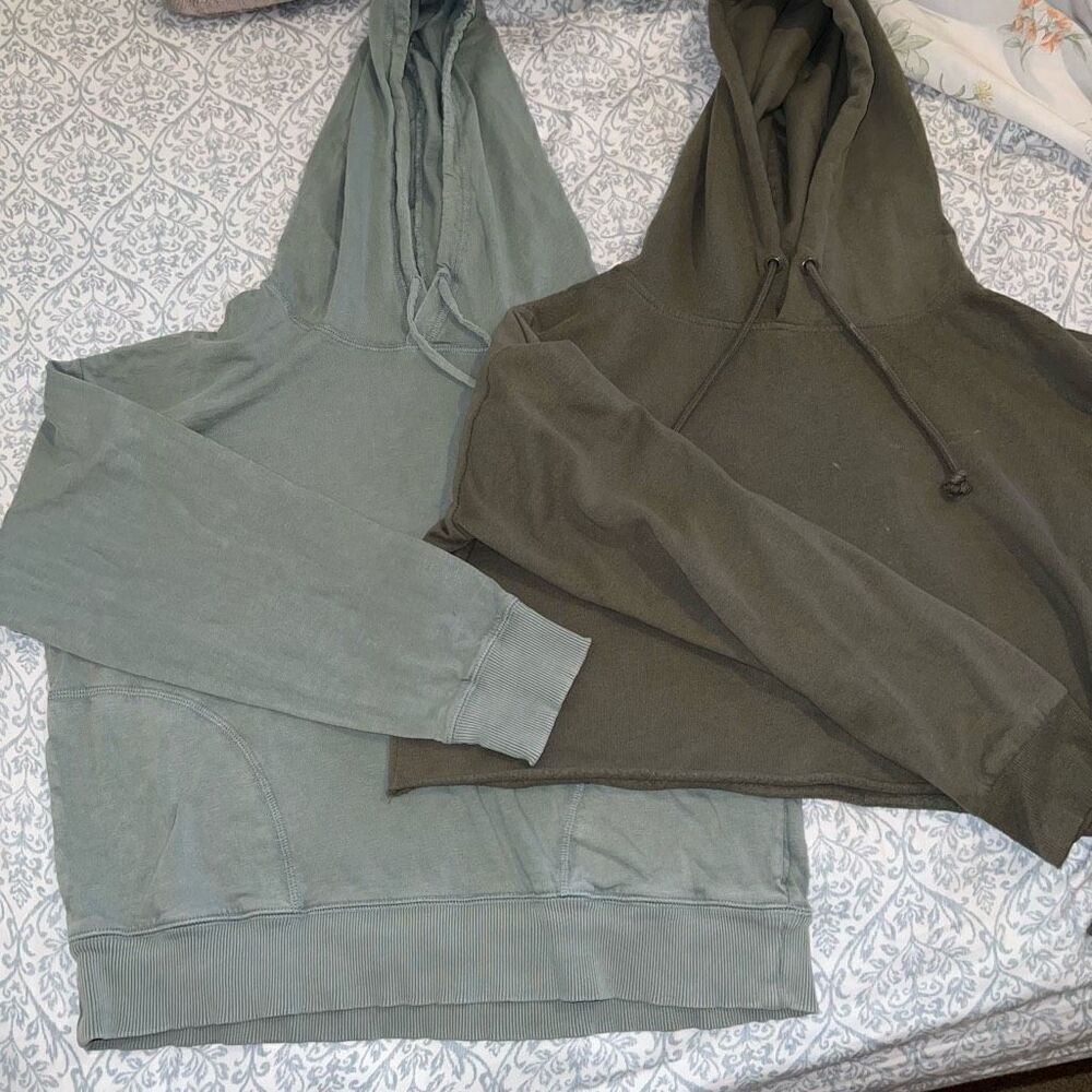 Sage green sweat shirt cropped hoodie bundle set size S - Picture 2 of 6